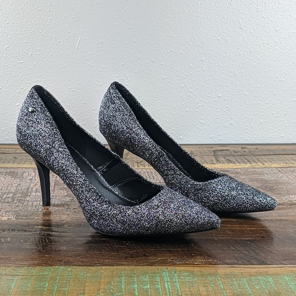 Simply Vera Vera Wang Shoes - Simply Vera Wang Silver & Black Sparkle Heel Sz 10